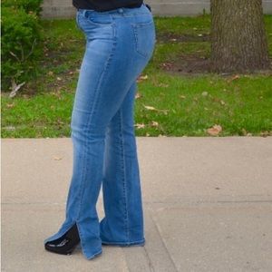 Y’all Jeans with stylish slit near ankle